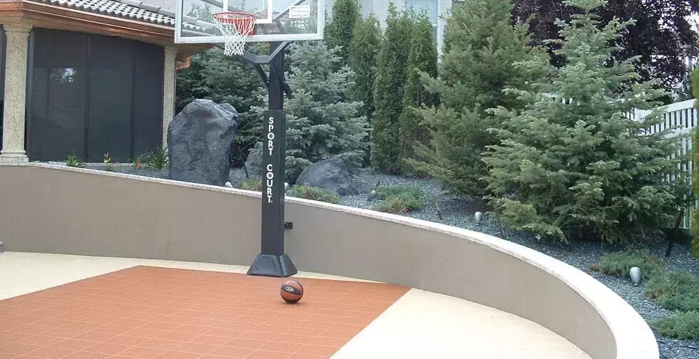Compact patio basketball court